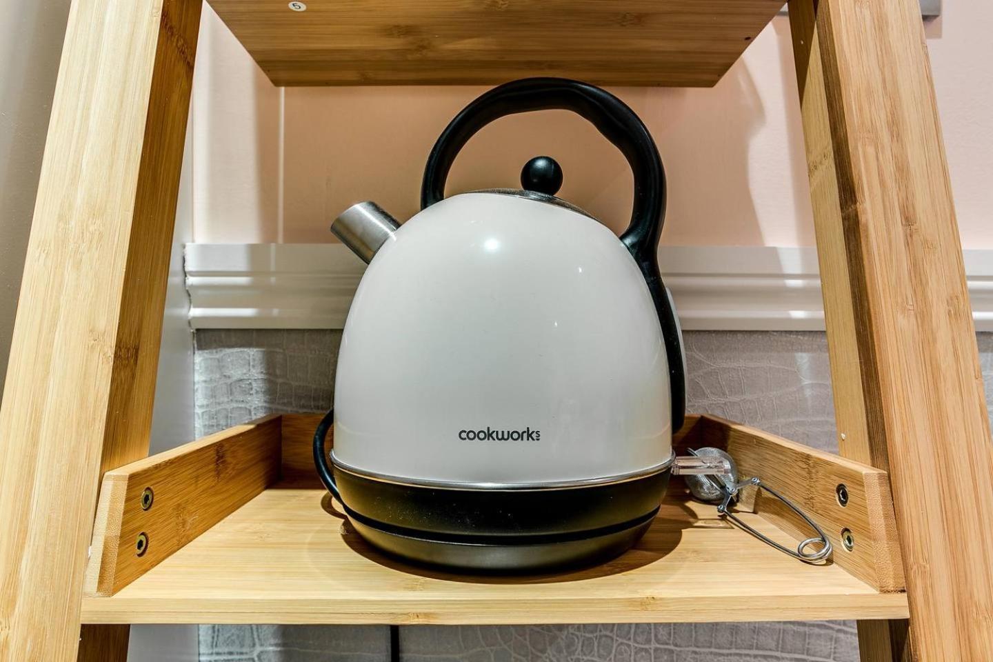 Guestready - Cozy Corner Near Shoreditch ลอนดอน ภายนอก รูปภาพ